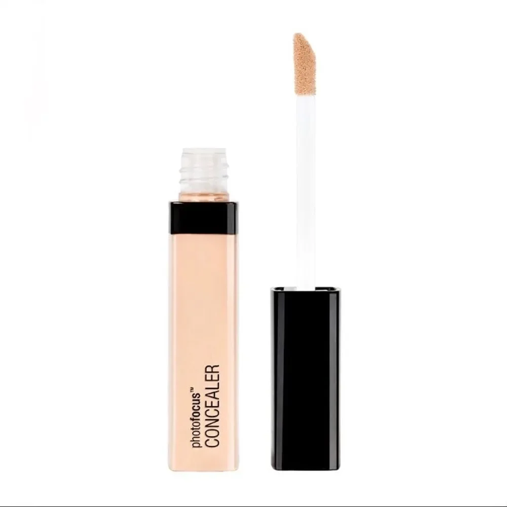 WET N WILD Photofocus Concealer, Light Ivory 840B